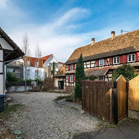 Holiday home Renovated House With Garden -20min From Strasbourg