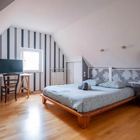 Prázdninový dům Renovated House With Garden -20min From Strasbourg Blaesheim